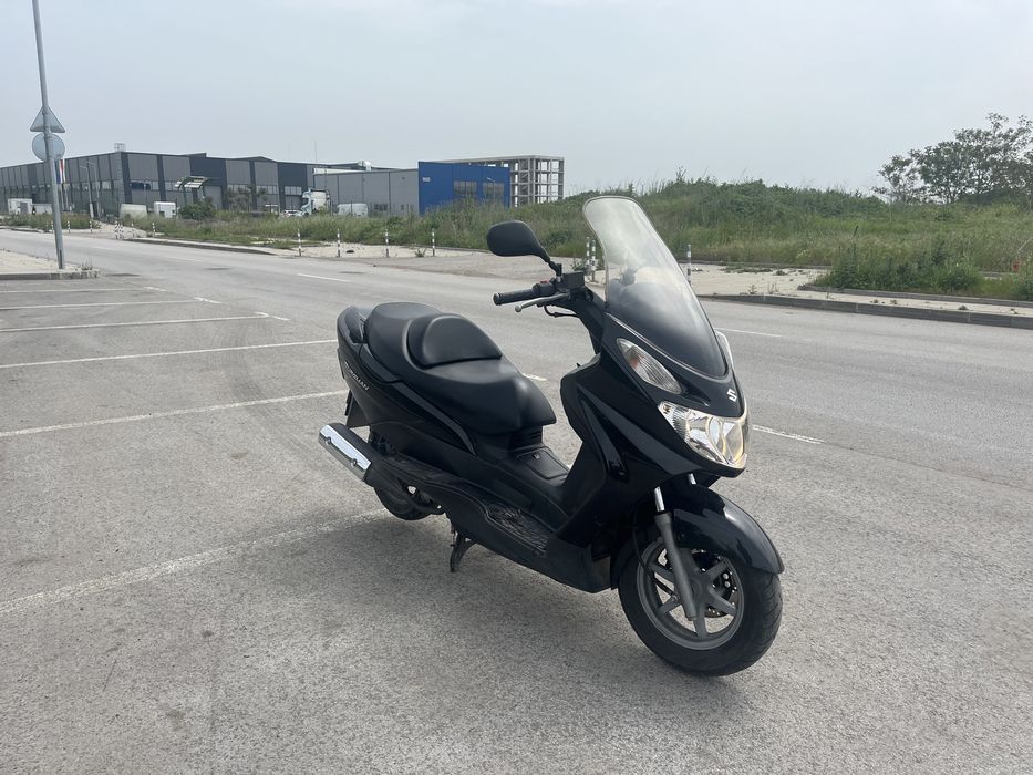 Suzuki burgman 150