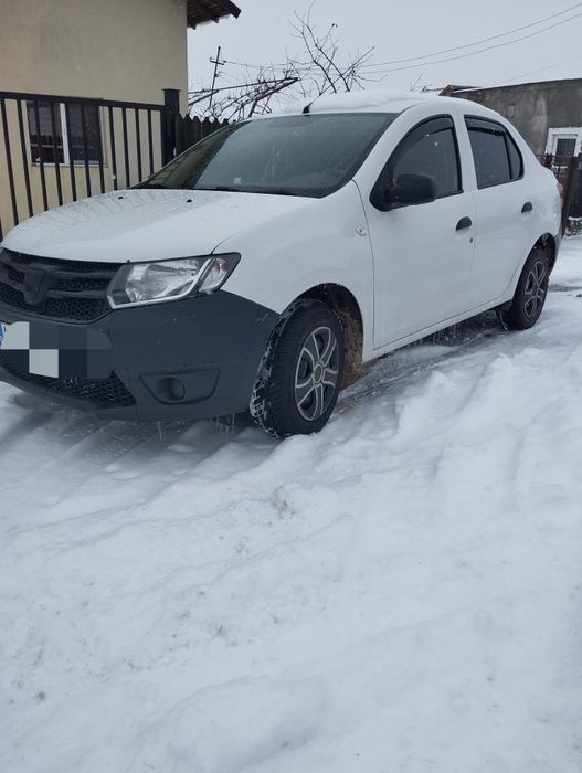 Vând Logan 1.2 an 2015