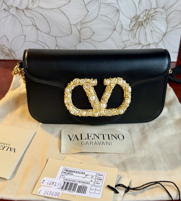 VALENTINO GARAVANI Оригинални Чанти, купена за 2400€, продават се за 1400€,Нови