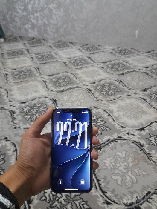 iPhone 11 128/84%
