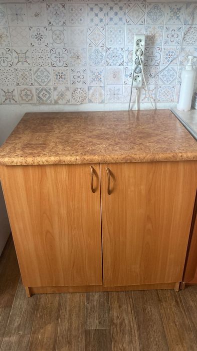 Продам кухонный гарнитур.