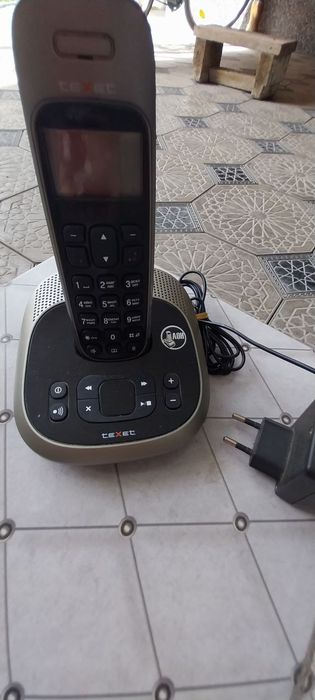 Телефоны и радиотелефоны