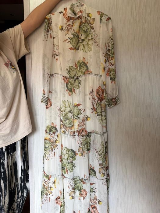 Продам платья размар М