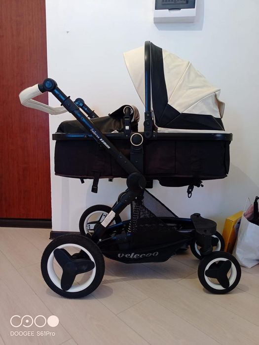 Продам коляску belecoo