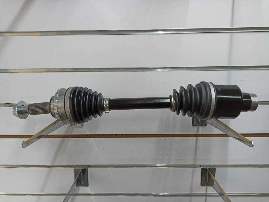Привод в сборе гранаты на Mazda MPV 2.5