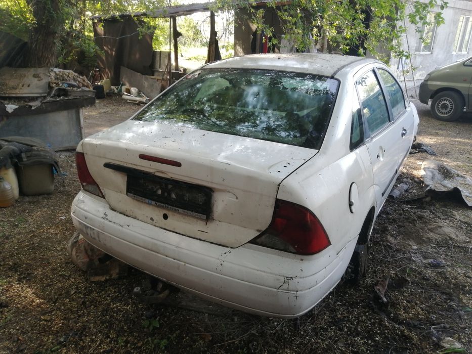 Продам форд фокус 2000г.в