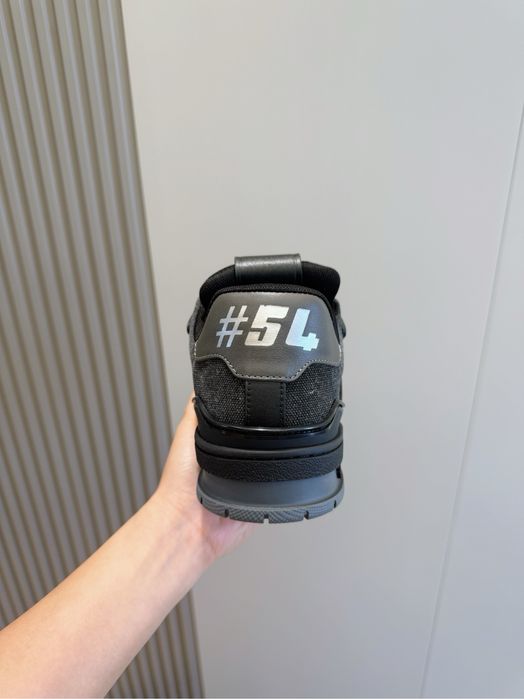 Adidasi Louis Vuitton , calitate premium , pe comanda , noi , 42