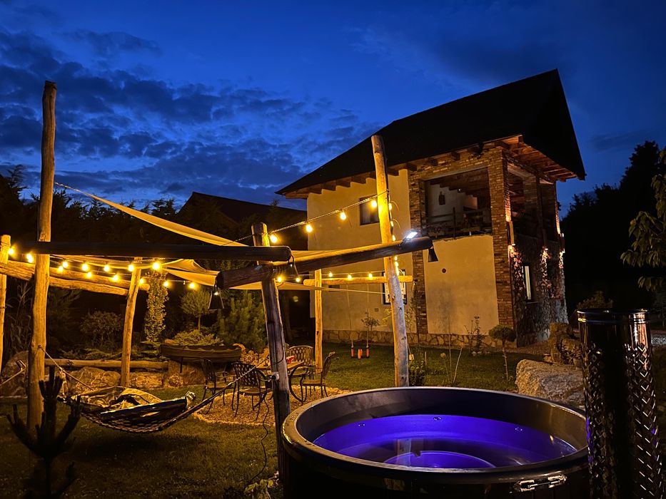 Stone House Bran-cabana cu ciubar de inchiriat
