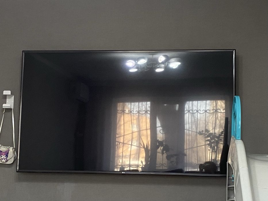 Продам LG телевизор