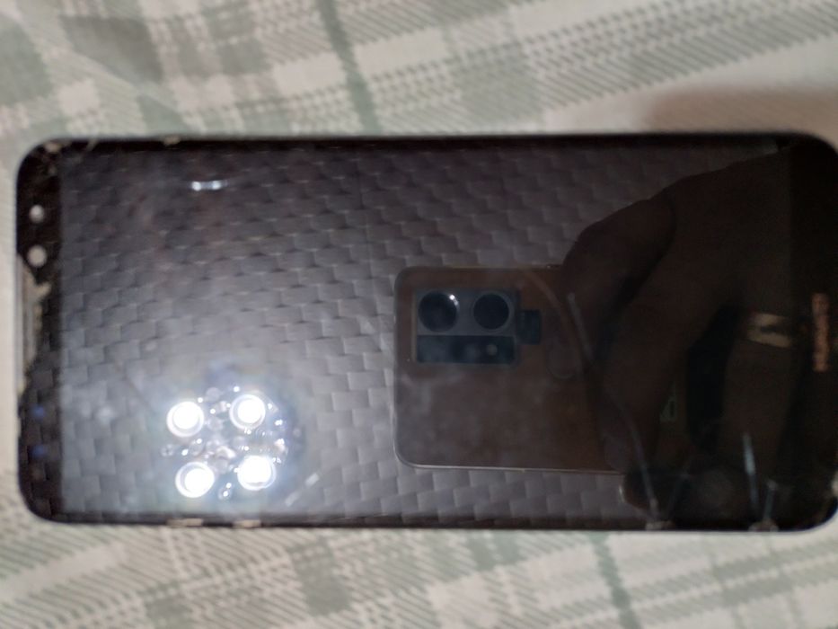 Продам Хуавей и Самсунг