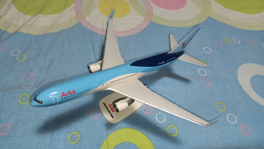 Macheta avion TUI Arke