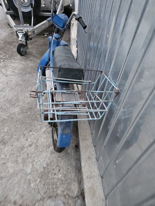 Scooters de vânzare