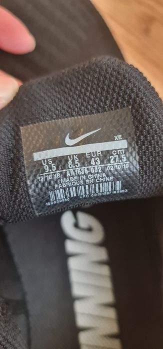 Продам мужские кроссовки AIR ZOOM STRUCTURE 22
