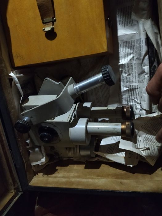 Микроскоп продам