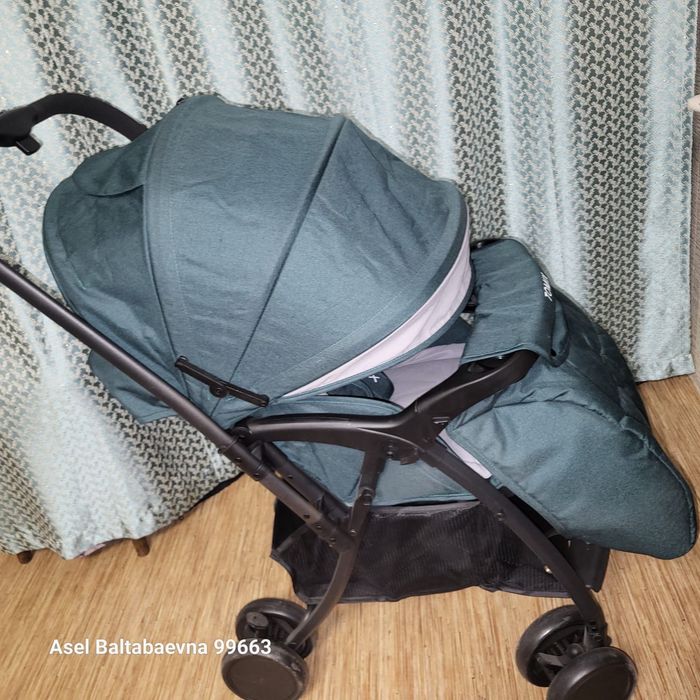 Продаю  коляску.