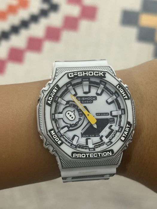 Часы G-SHOCK GA-2100-7A
