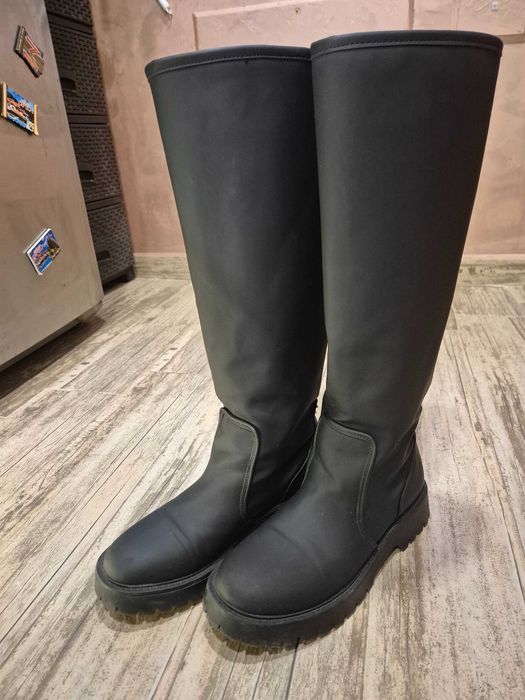 Дамски дълги ботуши