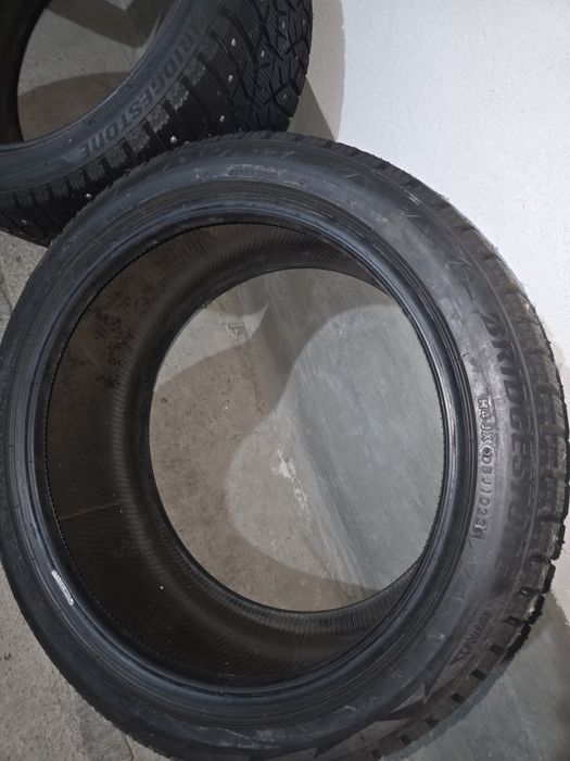 Продам зимние шины 18 диаметра
