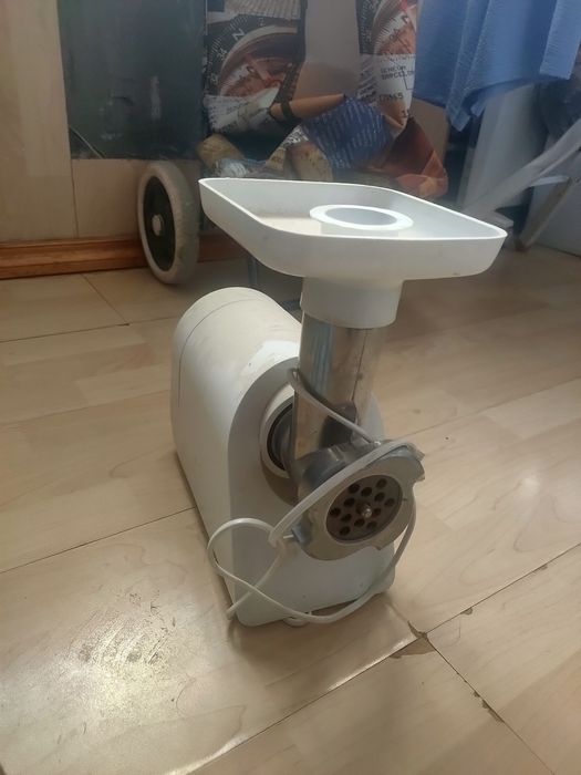 Moulinex HV3. Мясорубка