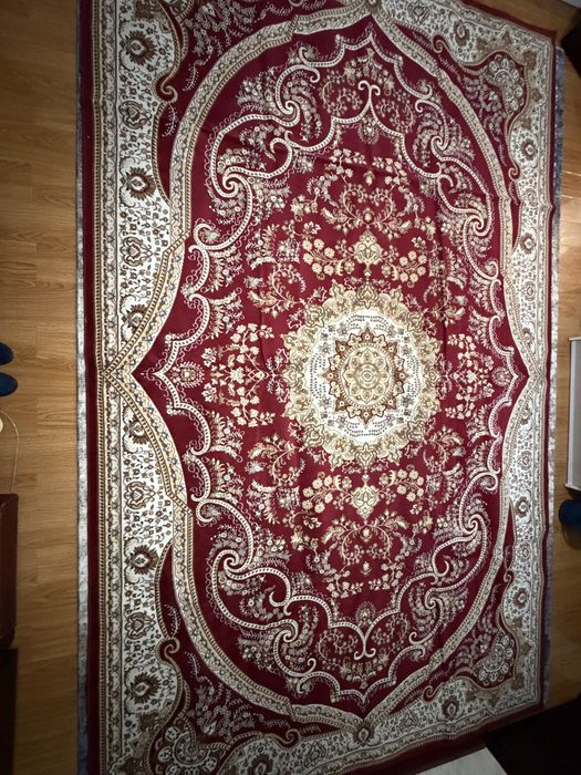Кілем сатылады. Продам ковер