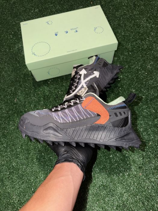 Off White Odsy 1000