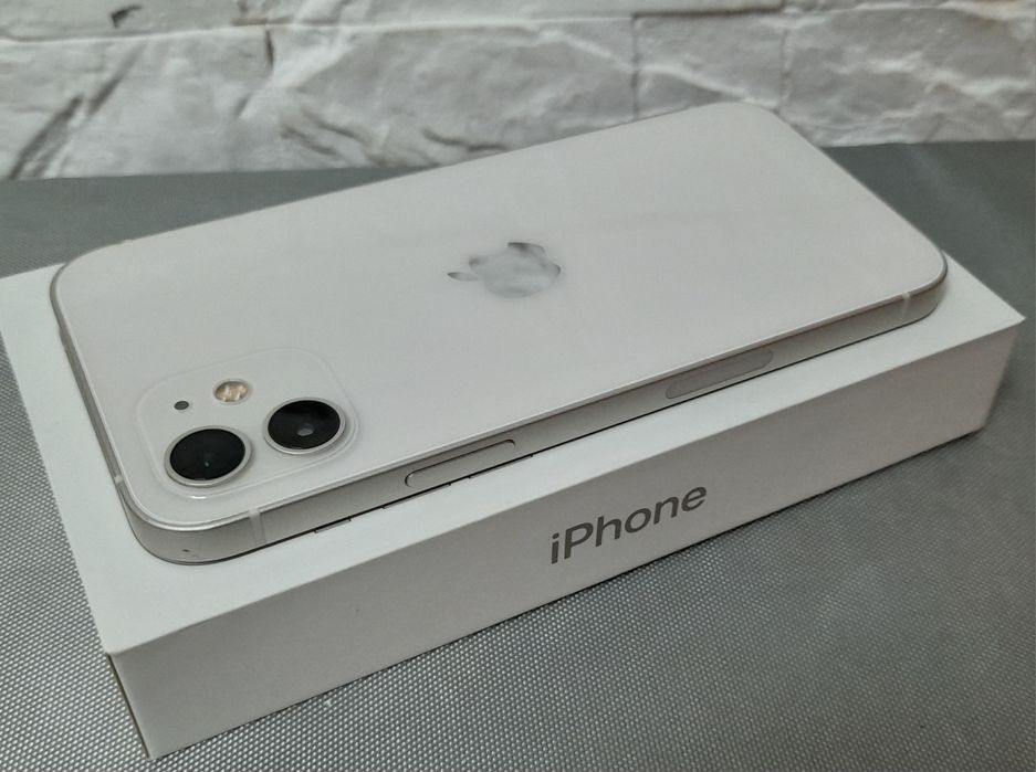 Срочно iPhone 12, белый