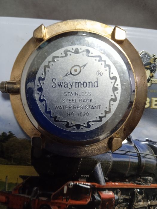 Продам часы женские