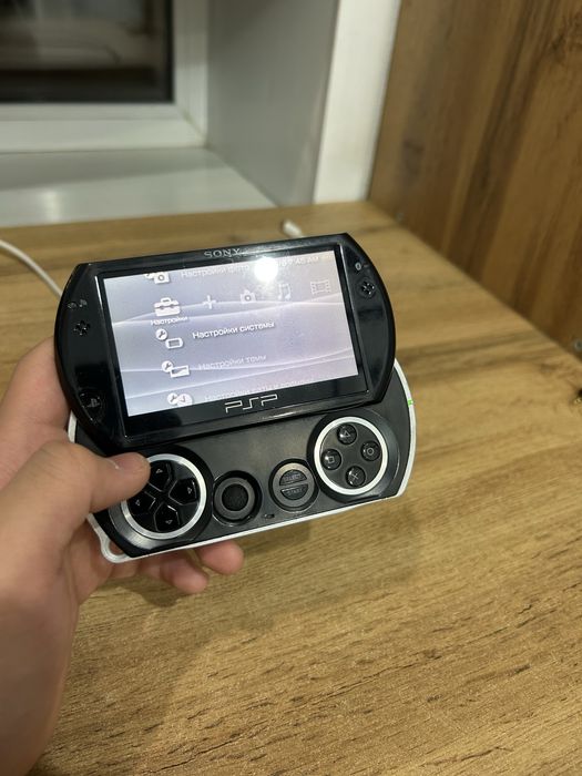 Psp go псп го прошитый с играми