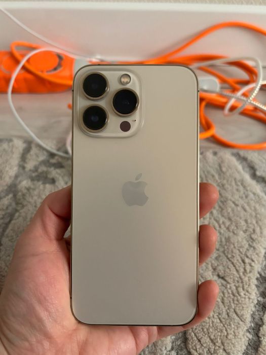 Айфон 13про сатылады 128мгб акб 77