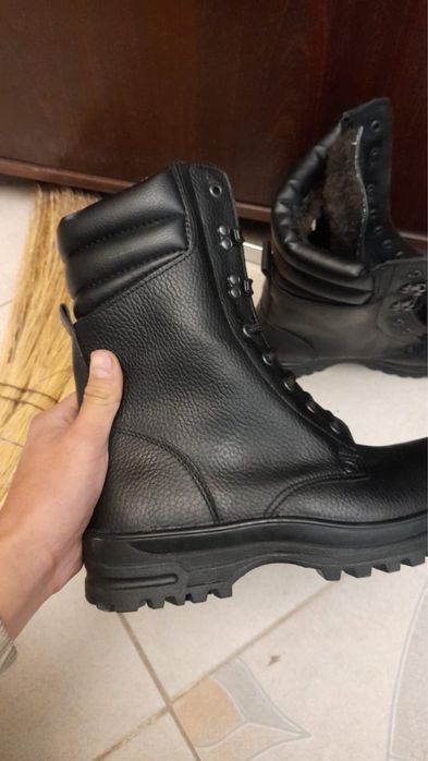 Продам берцы