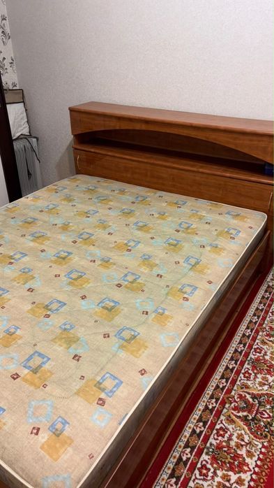 Продам кровать  двуспальную