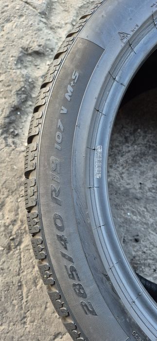 2 anvelope iarna Pirelli 285/40/19,dot 2022.Pretul este pe bucata