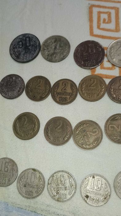 Продавам монети всякакви най разллични