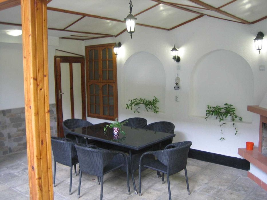 Дава се под наем Къща в Варна, Възраждане 1 - 225 кв.м за 1019.49 € - Снимка #1