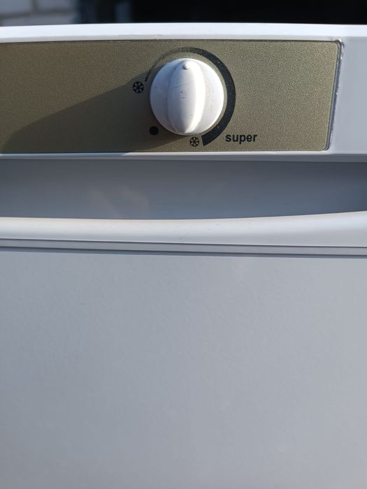 Продам морозильную камеру Индезит