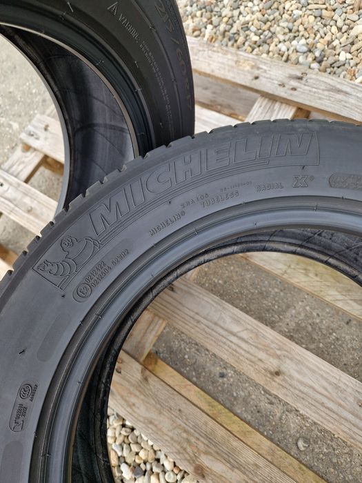 2anvelope vara 215 60 17 Michelin