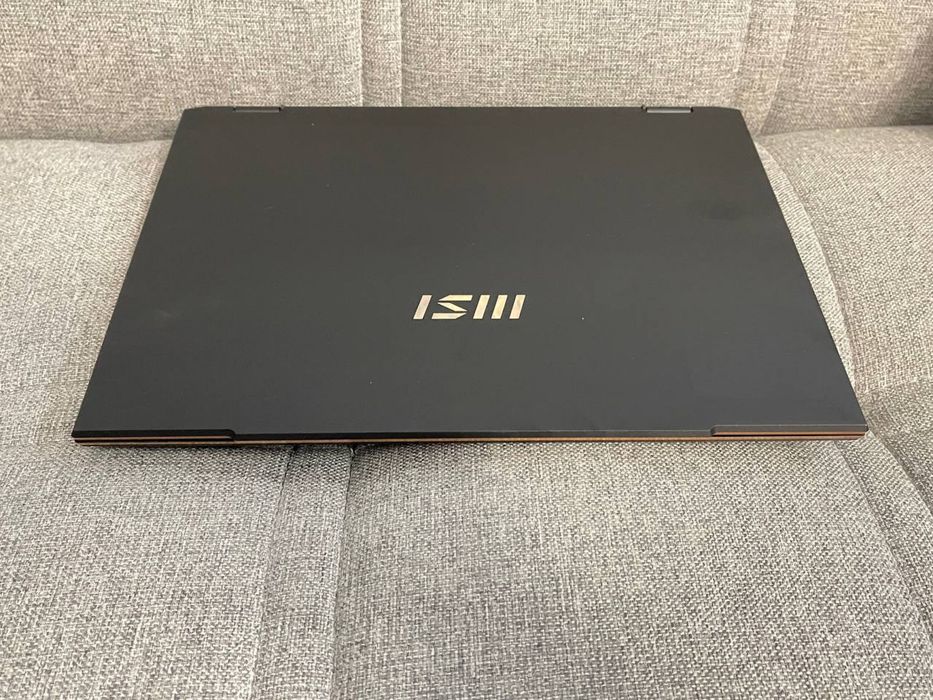 MSI Summit E13 Flip AI Evo