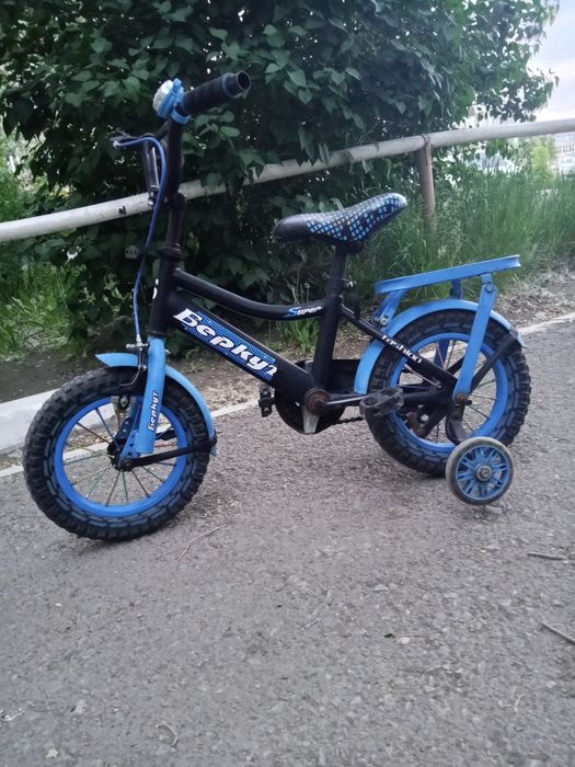 Продам детскую велосипед