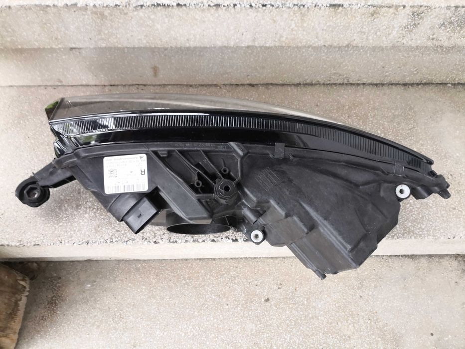 Фар Skoda Fabia FULL LED десен/Фар Шкода Фабиа LED Оригинален