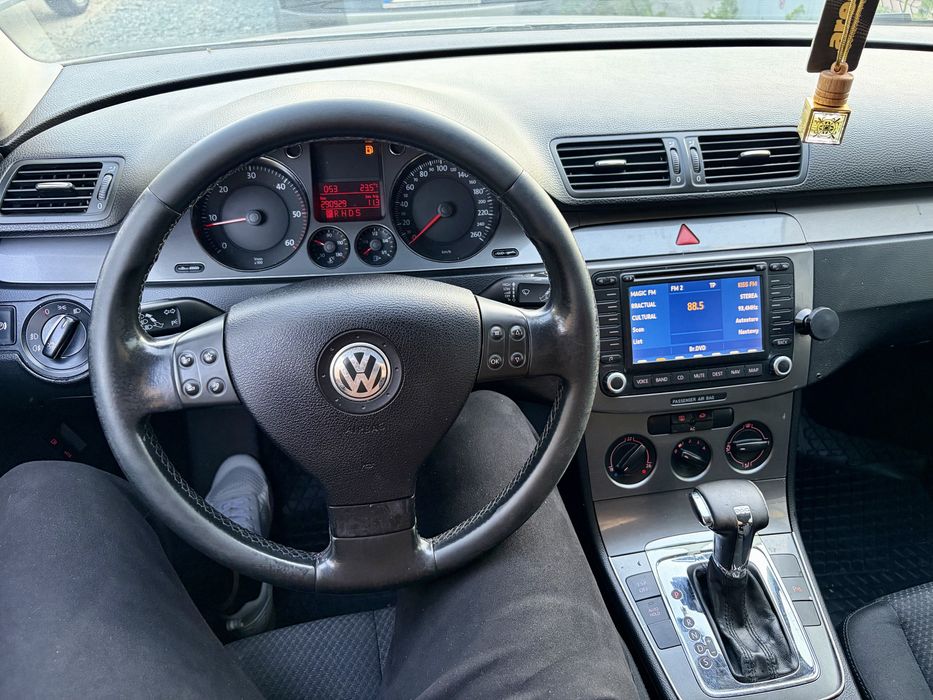 VOLKSWAGEN Passat 2009 — imagine 5