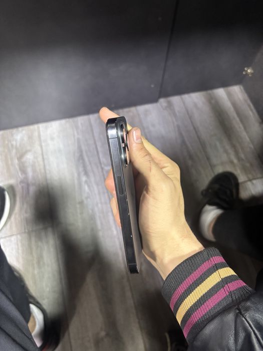 iPhone 15 pro 256gb
