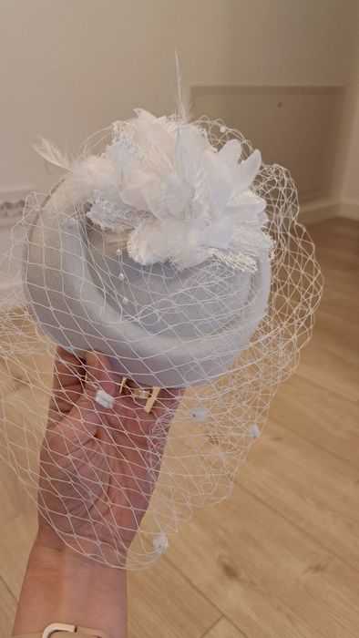 Accesoriu par mireasă