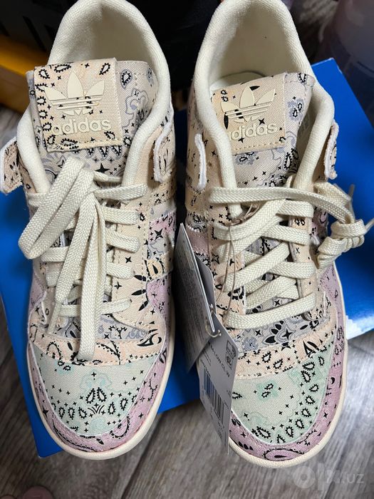 Кеды Adidas женские 39 новые с биркой