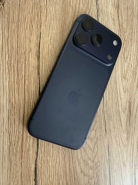 iPhone 17 Pro 256GB, Cosmic Blue, 2г ГАРАНЦИЯ