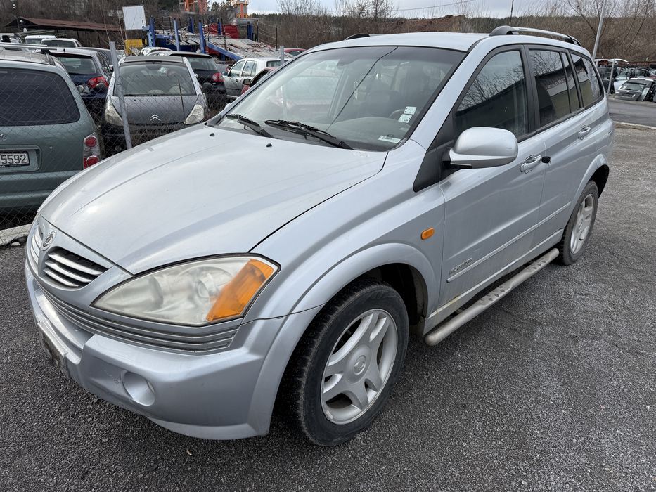 Ssang yong Kyron 2.0 xdi 2008  На части