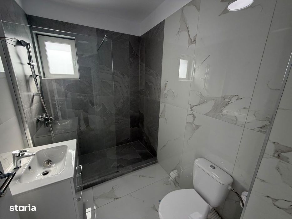 Ap. 3 Camere- Prima Inchiriere, Parcare Inclusa, Centrala Proprie
