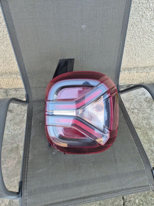 Stop dreapta Y Dacia Duster 2 facelift !