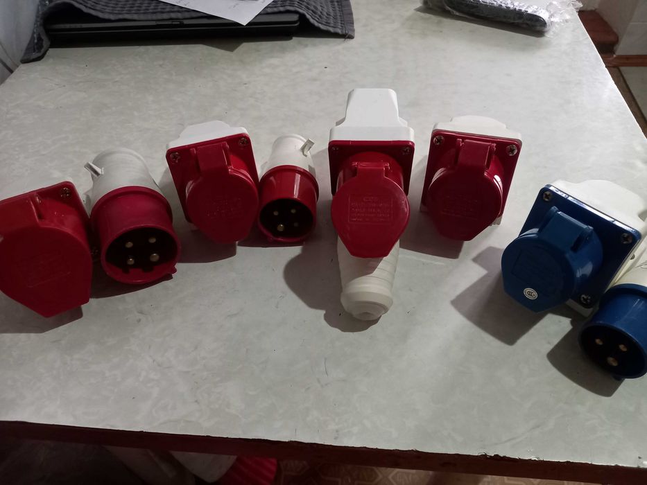 Разъемы электрические силовые