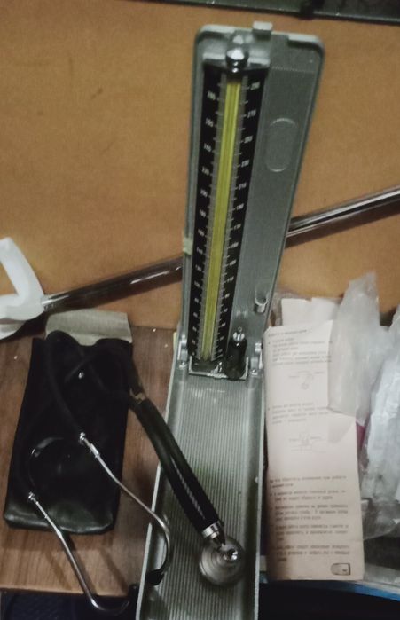 Ртутный манометр-танометр