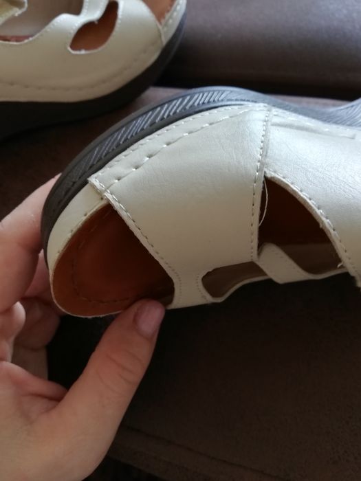 Кожаное новое сабо